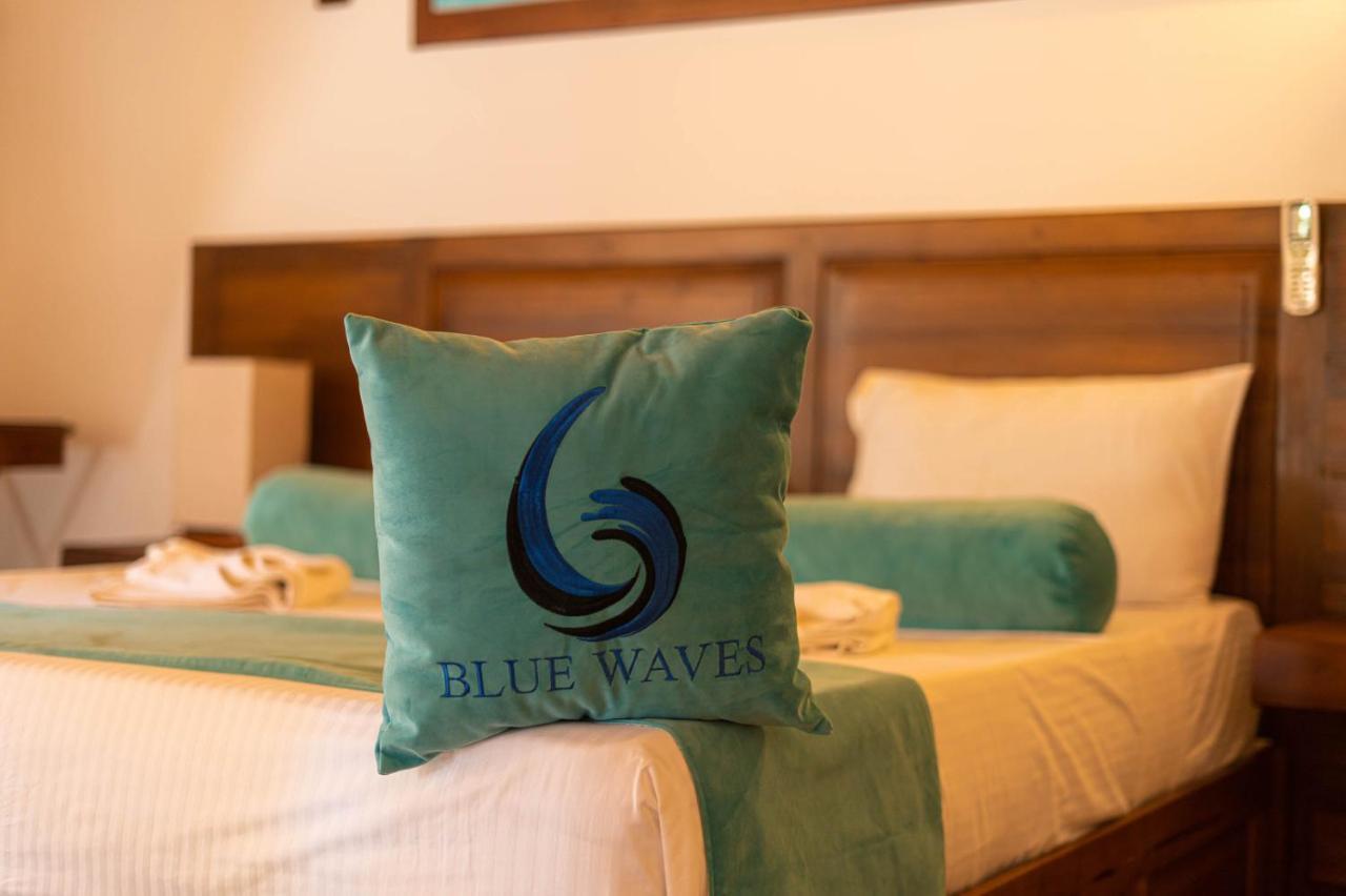 Blue Waves Kite Surfing Beach Resort Kalpitiya Eksteriør billede